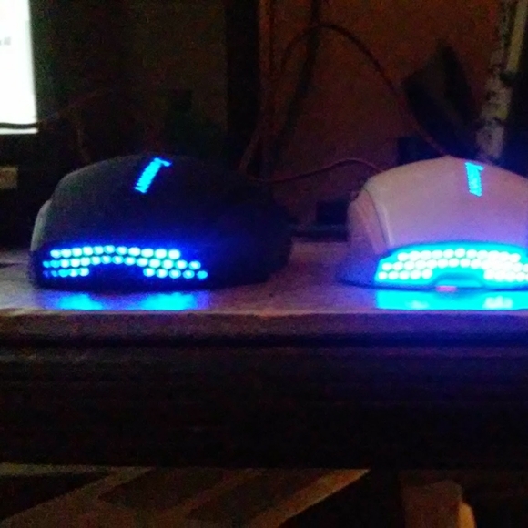 New. Computers - Picture 2 of 3